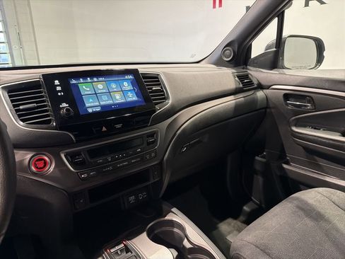 Used 2022 Honda Pilot Sport image 14