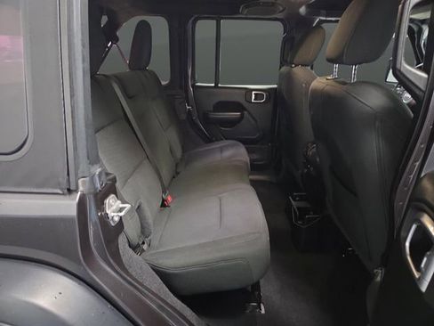 Used 2021 Jeep Wrangler Unlimited Sport image 32