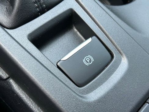 Used 2024 Ford Ranger XL image 35