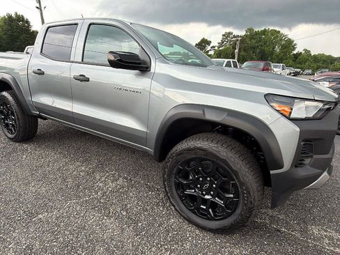 New 2026 Chevrolet Colorado Trail Boss AWD/4WD image 3