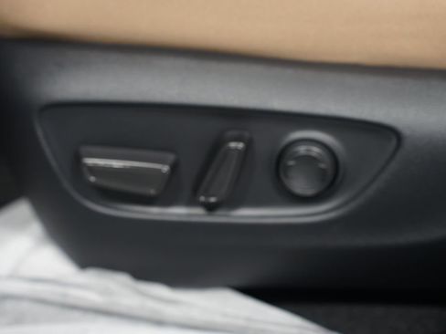 New 2025 Toyota RAV4 XLE image 33