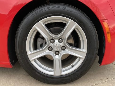 Used 2023 Chevrolet Camaro LT RWD image 14