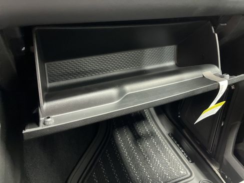 New 2026 RAM 2500 Limited AWD/4WD image 22