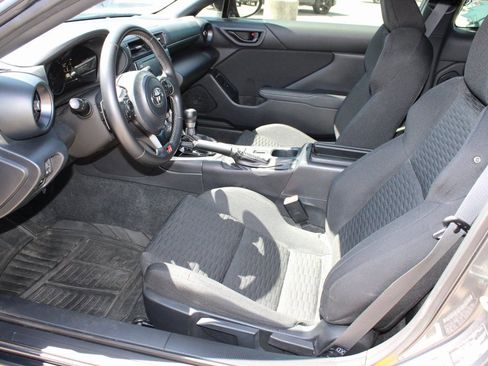 Used 2023 Toyota GR86 image 5