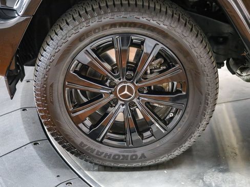 Used 2025 Mercedes-Benz G 550 image 9
