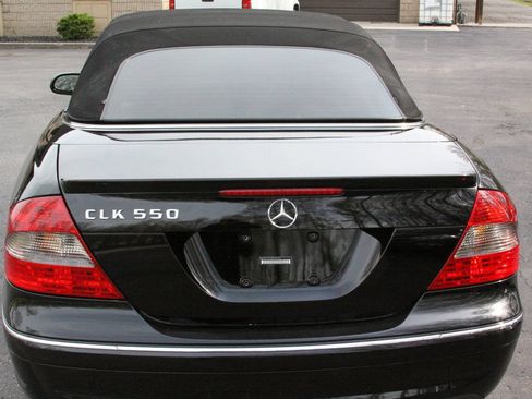 Used 2008 Mercedes-Benz CLK 550 Cabriolet image 38