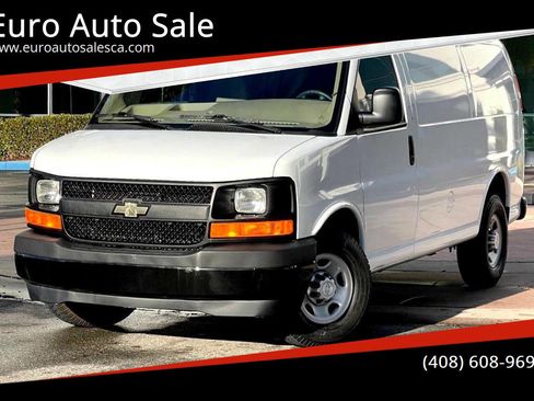 Used 2017 Chevrolet Express 2500 image 1
