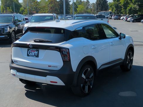 New 2025 Nissan Kicks SR w/ SR Premium Package image 3