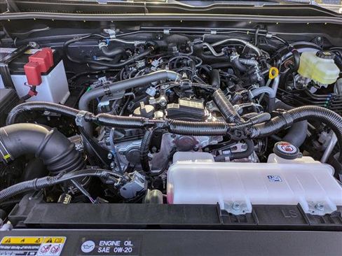 New 2025 Toyota 4Runner SR5 image 18