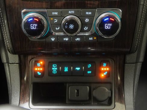Used 2016 Chevrolet Traverse LTZ w/ LPO, 'HIT The Road' Package AWD/4WD image 35