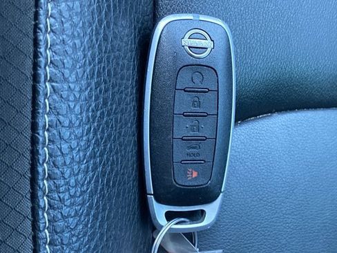 Used 2023 Nissan Pathfinder SL w/ SL Premium Package image 45