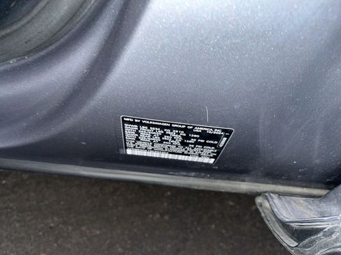 Used 2025 Volkswagen Atlas Cross Sport SE image 29