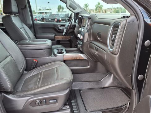 Used 2022 GMC Sierra 3500 Denali image 13