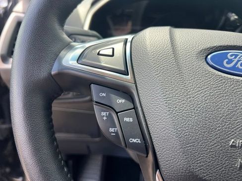 Certified 2020 Ford Edge SEL w/ Convenience Package AWD/4WD image 9
