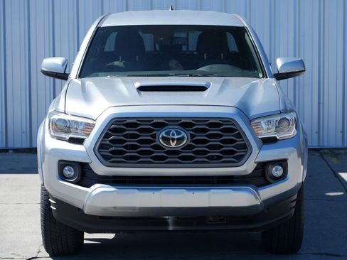 Used 2020 Toyota Tacoma TRD Sport image 42
