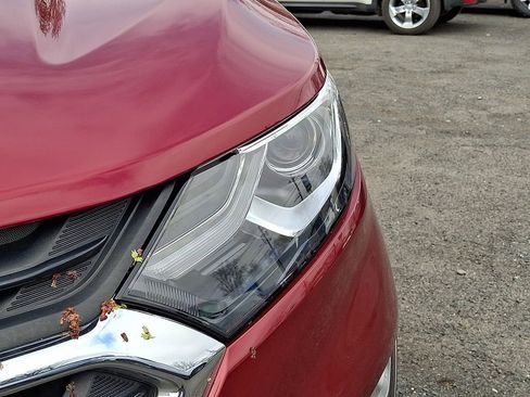 Used 2020 Chevrolet Equinox LT image 36