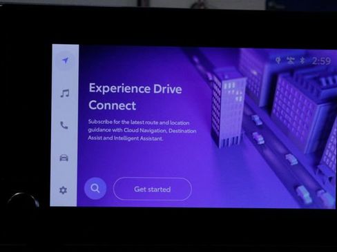 Used 2025 Toyota Camry SE image 30