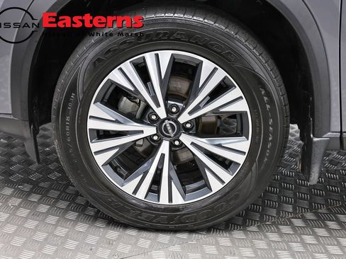 Used 2023 Nissan Rogue SV w/ SV Premium B Package AWD/4WD image 28