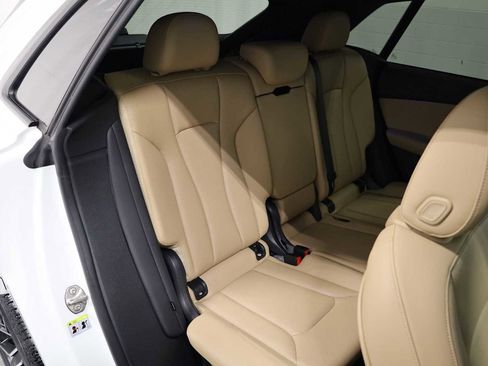 Used 2022 Audi Q8 Prestige w/ Prestige Package image 35