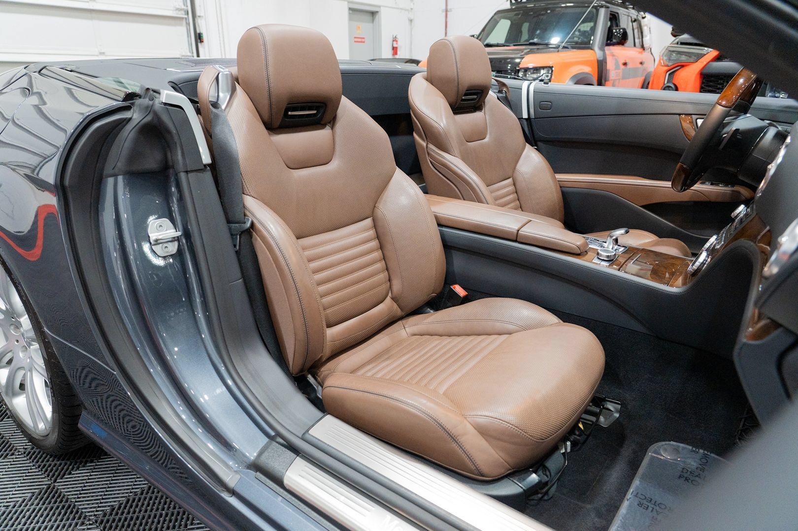 Used 2013 Mercedes-Benz SL 550 image 21