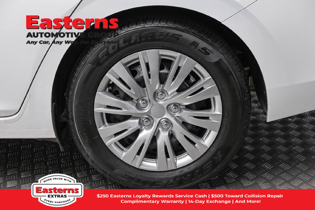 Used 2024 Nissan Sentra S FWD image 9