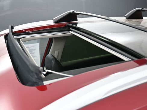 Used 2025 Nissan Rogue Platinum image 11