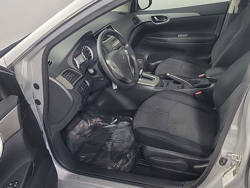 Used 2014 Nissan Sentra SV FWD image 16