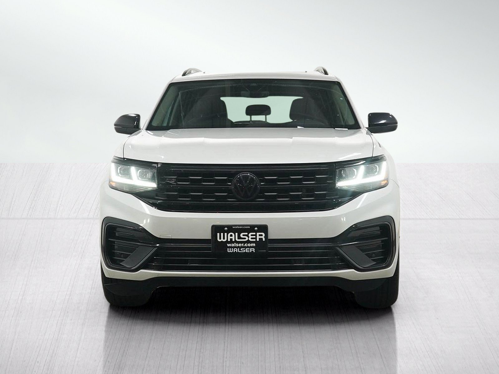 Used 2022 Volkswagen Atlas SEL R-Line AWD/4WD image 9