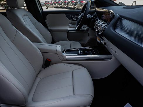 New 2026 Mercedes-Benz GLA 250 image 17