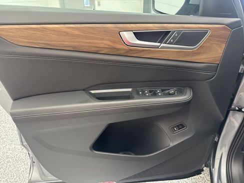 New 2026 Volkswagen Atlas SE AWD/4WD image 13