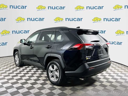 Used 2025 Toyota RAV4 XLE AWD/4WD image 5