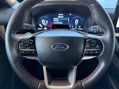 Used 2025 Ford Explorer ST-Line AWD/4WD image 36