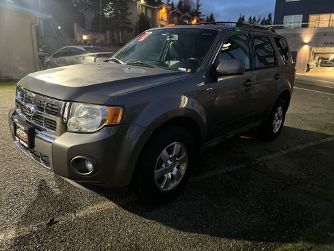 Used 2010 Ford Escape Limited FWD image 8