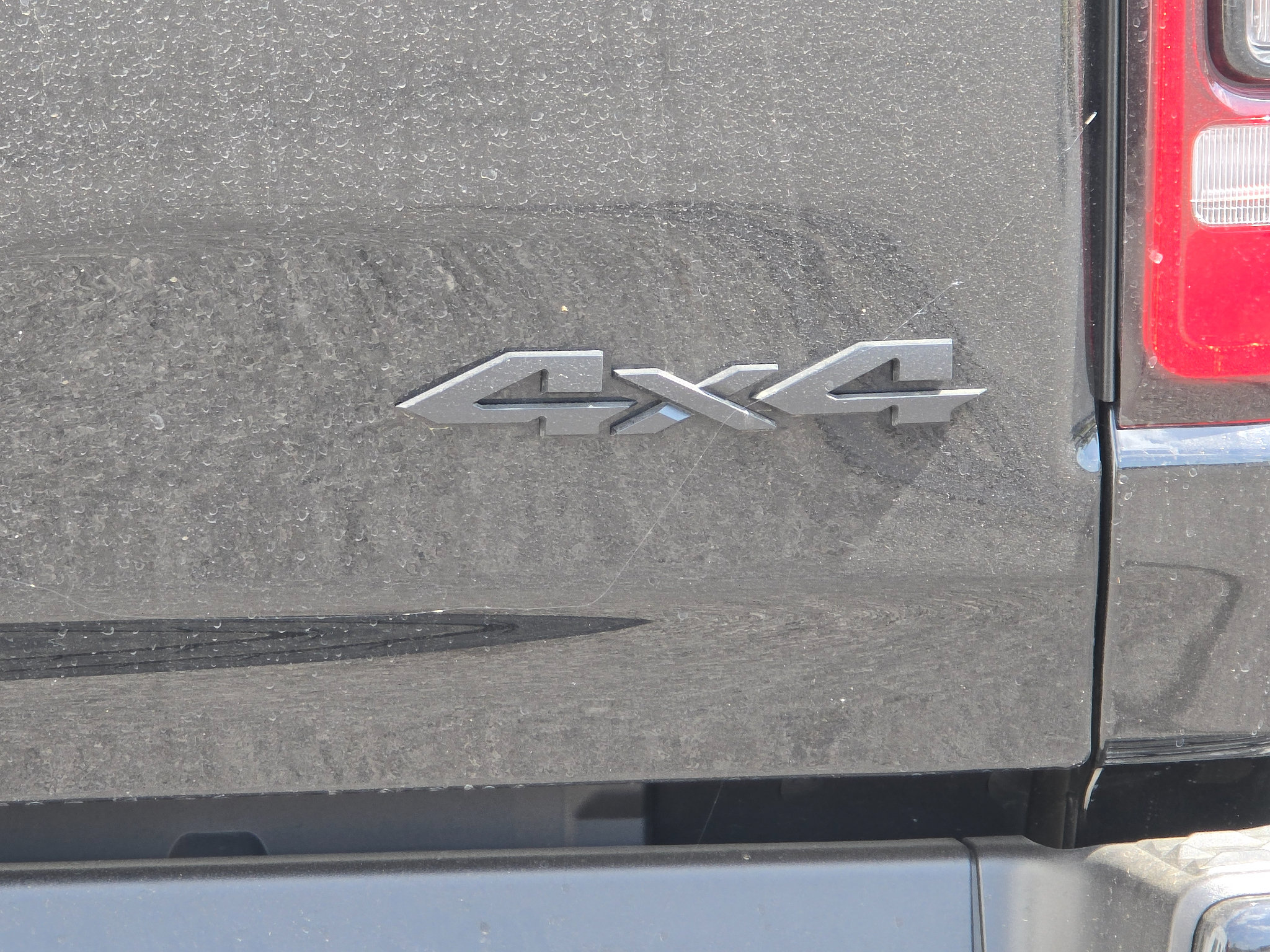 Used 2023 RAM 1500 Limited w/ Night Edition AWD/4WD image 5