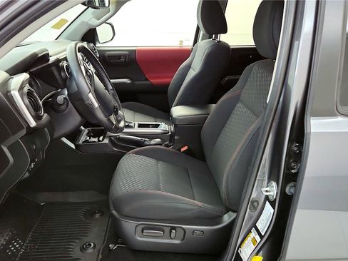 Used 2023 Toyota Tacoma SR5 image 18