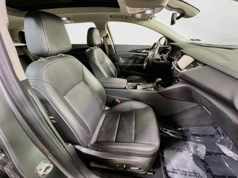 Used 2019 Buick Regal Essence w/ Driver Confidence Package I AWD/4WD image 29