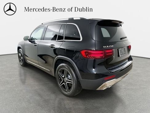 Used 2026 Mercedes-Benz GLB 250 4MATIC image 7