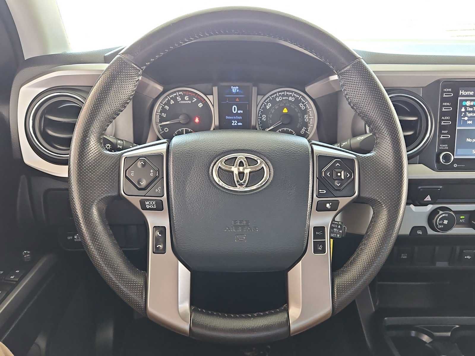 Used 2020 Toyota Tacoma SR5 RWD image 13