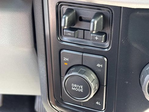 New 2026 Ford F550 4x4 Crew Cab image 17