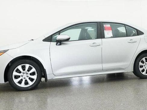 New 2026 Toyota Corolla LE image 18