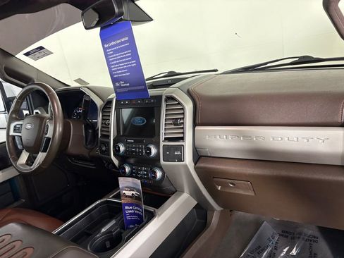 Certified 2019 Ford F250 King Ranch w/ King Ranch Ultimate Package AWD/4WD image 38