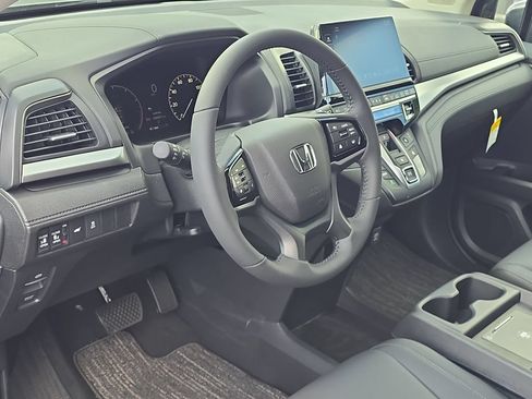 New 2026 Honda Odyssey EX-L image 8