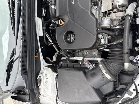 Used 2016 Chevrolet Malibu LT w/ Leather Package image 15