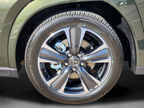 New 2026 Lexus UX 300h FWD image 6