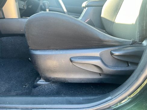 Used 2013 Toyota RAV4 XLE AWD/4WD image 17