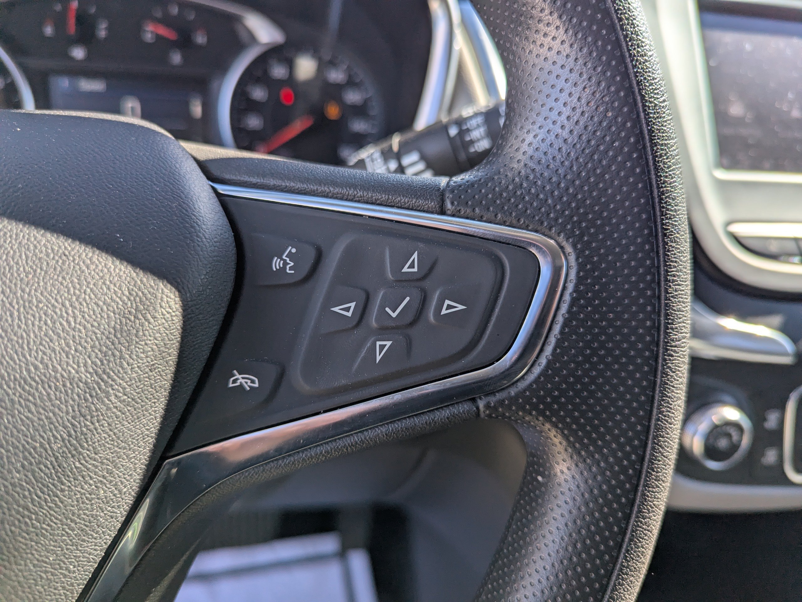 Certified 2021 Chevrolet Equinox LT AWD/4WD image 16