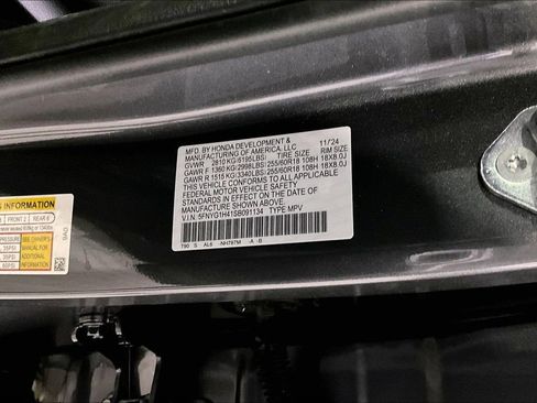 Certified 2025 Honda Pilot EX-L image 13