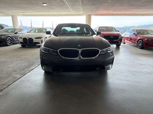 Used 2022 BMW 330i Sedan w/ Premium Package 2 image 4