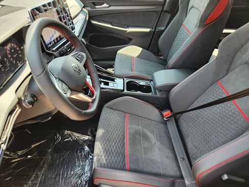 New 2026 Volkswagen GTI SE FWD image 3