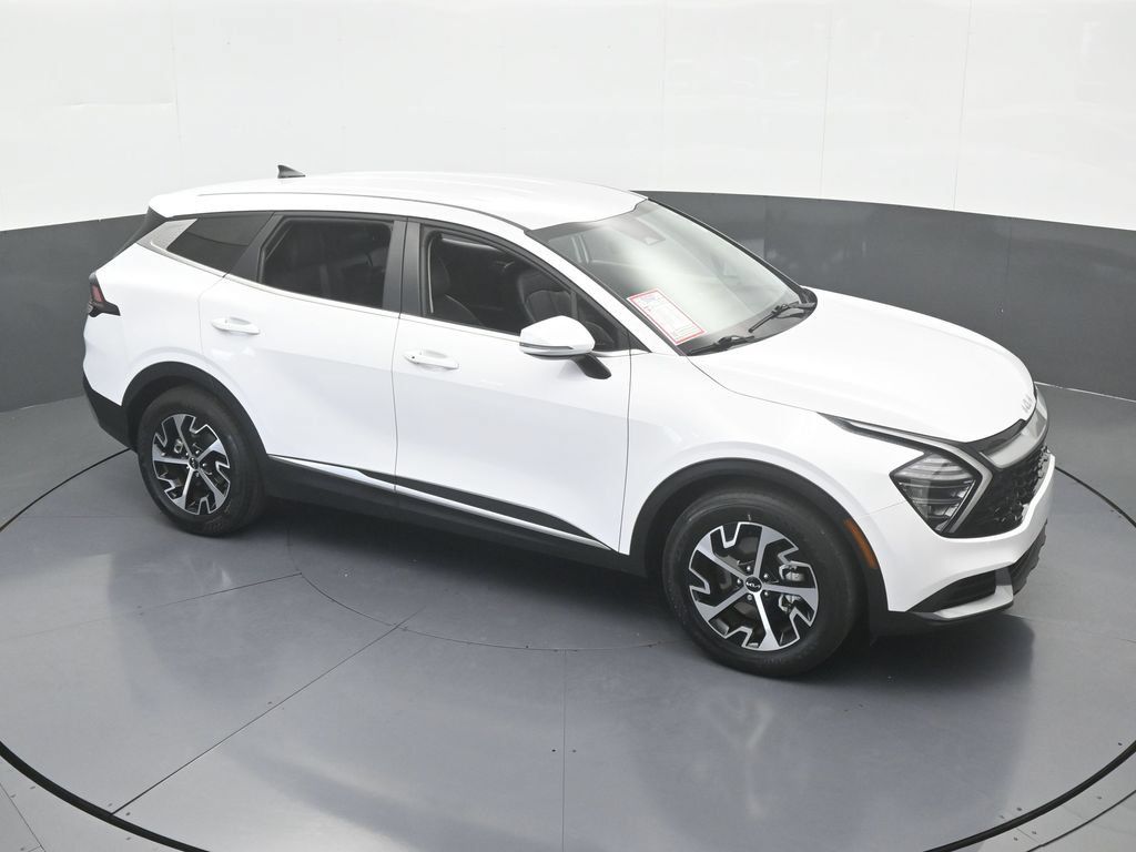 Used 2025 Kia Sportage EX FWD image 55